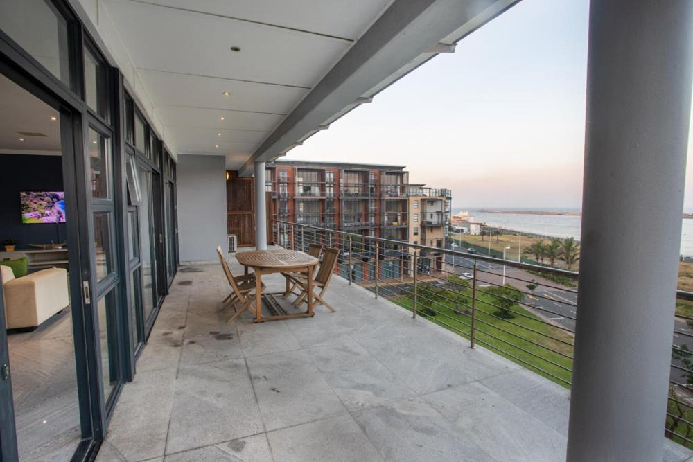 Stay At The Point - Palatial Private Penthouse Durban Exterior photo